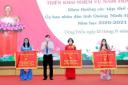 HT nhận Cờ thi đua.jpg - 