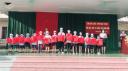 sếp trao quà.jpg - 