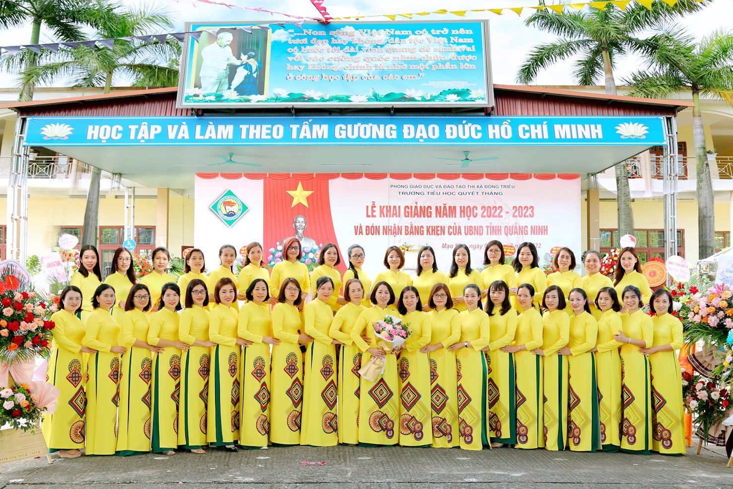 TAP THE GV DAI DIEN.jpg